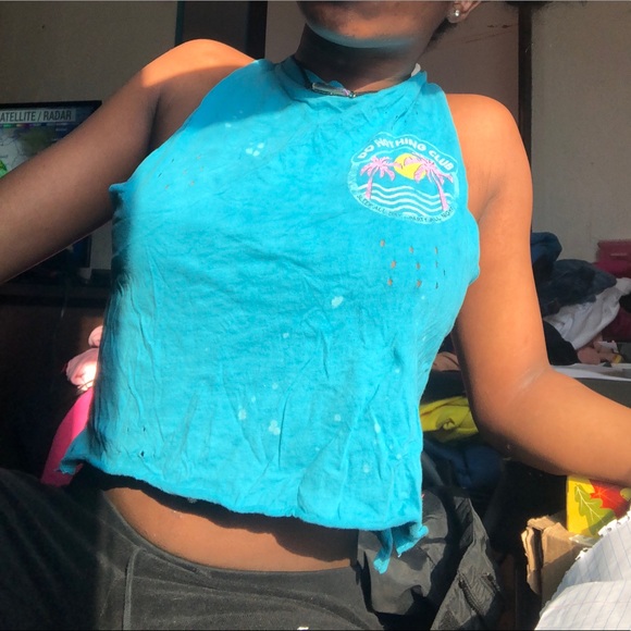 Beach crop top - Picture 2 of 3